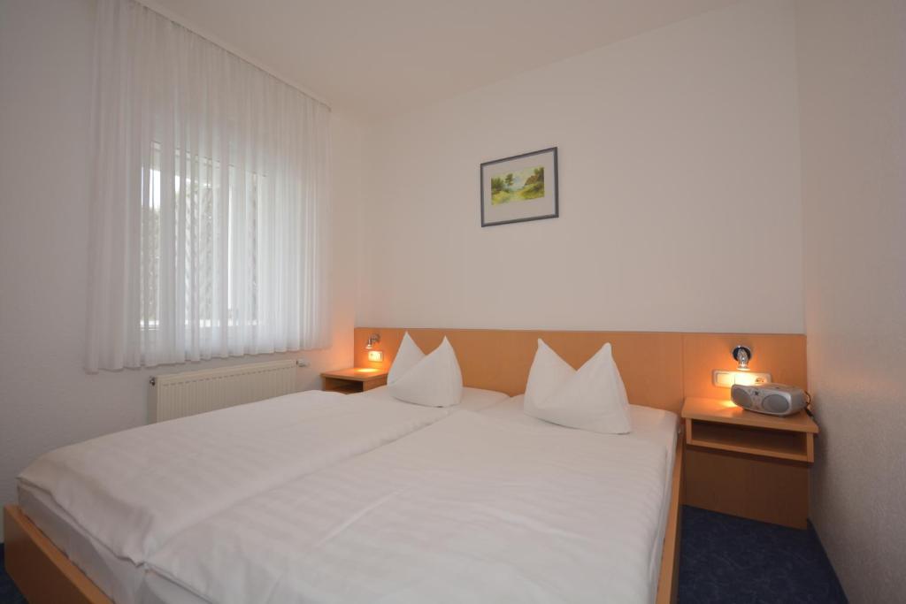 Pension Marion Binz Exterior foto